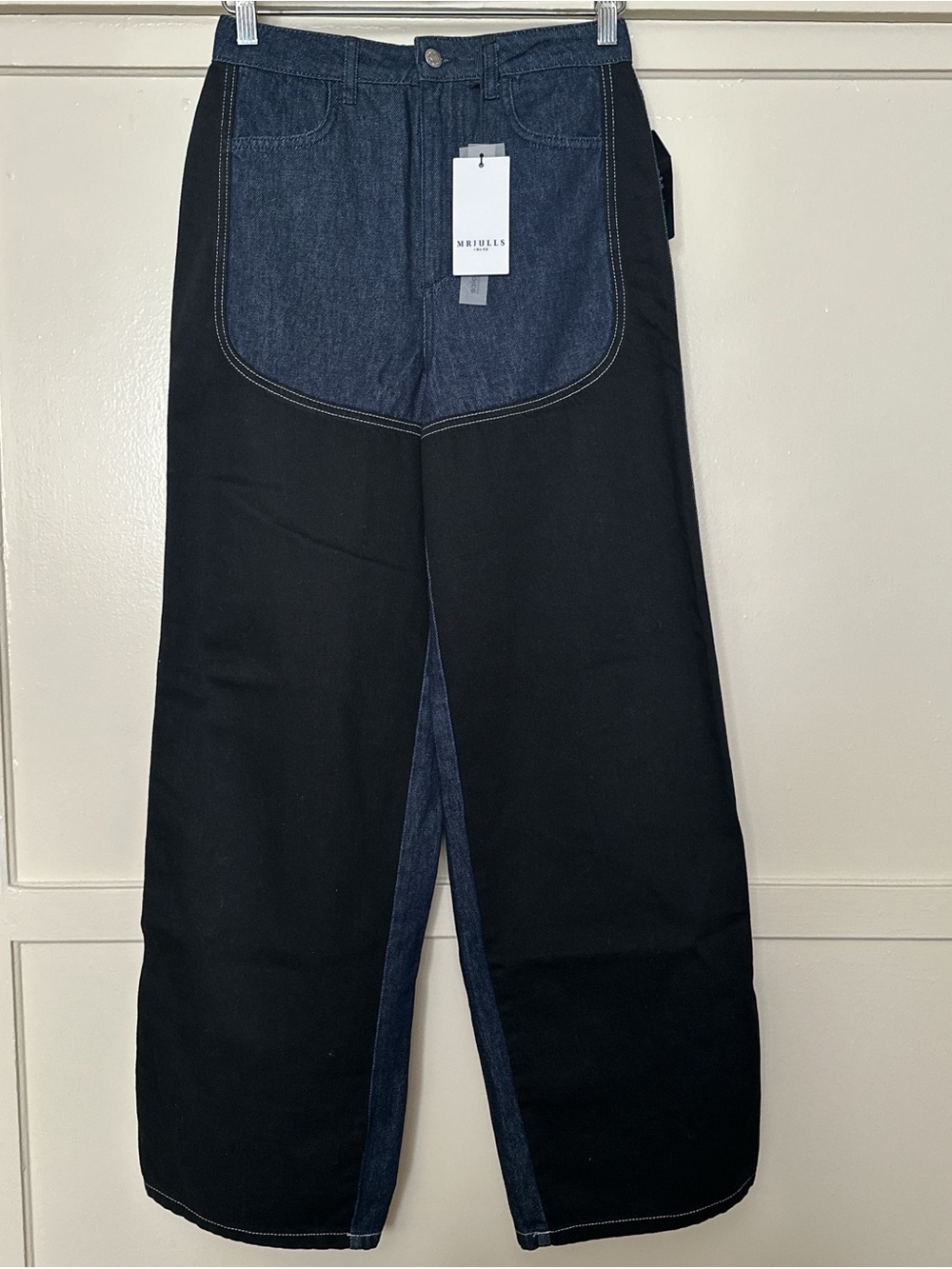 NA-KD Women's Two-Tone Wide Leg Western Rodeo Jeans - Black & Dark Blue size 28”